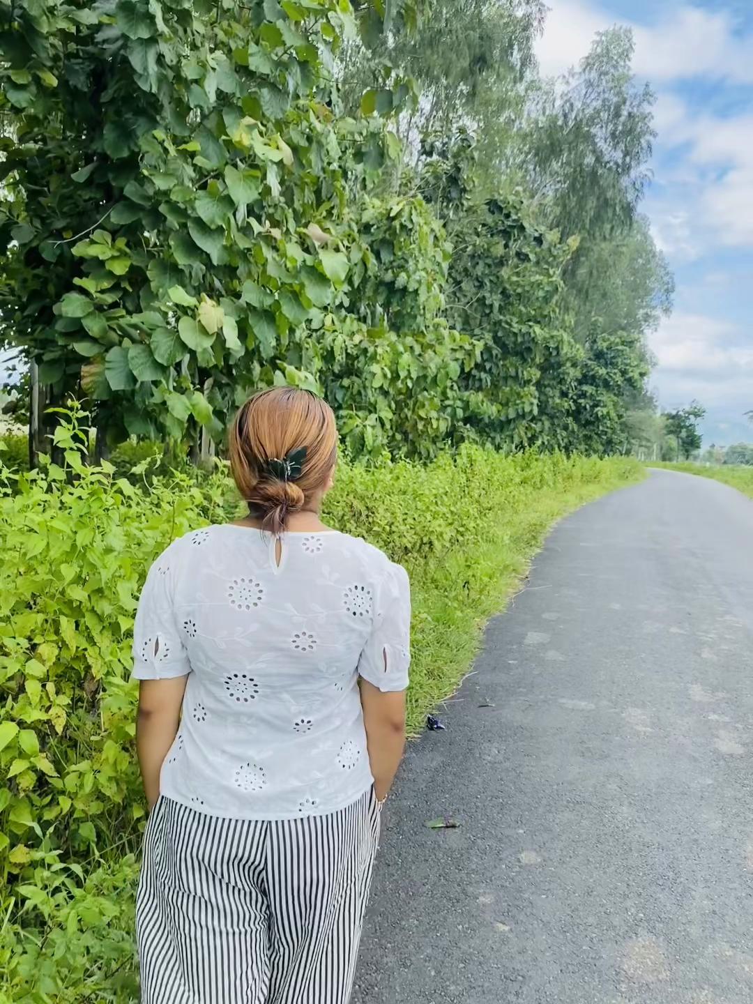 @🦋