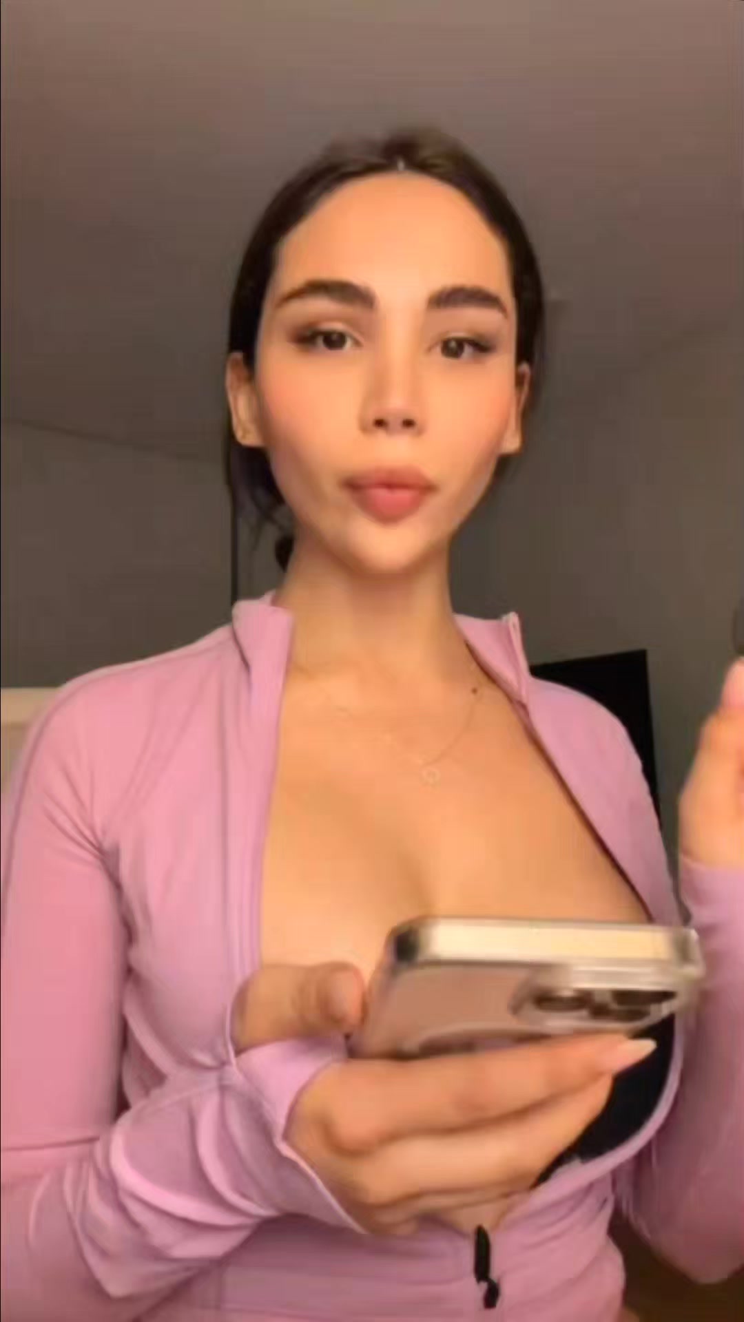 @نايا خوري