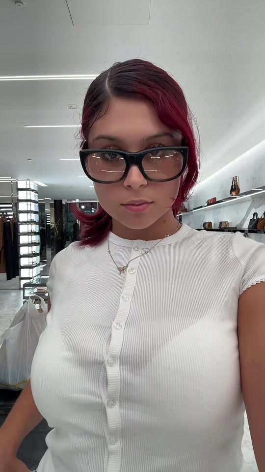 @★Daniela
