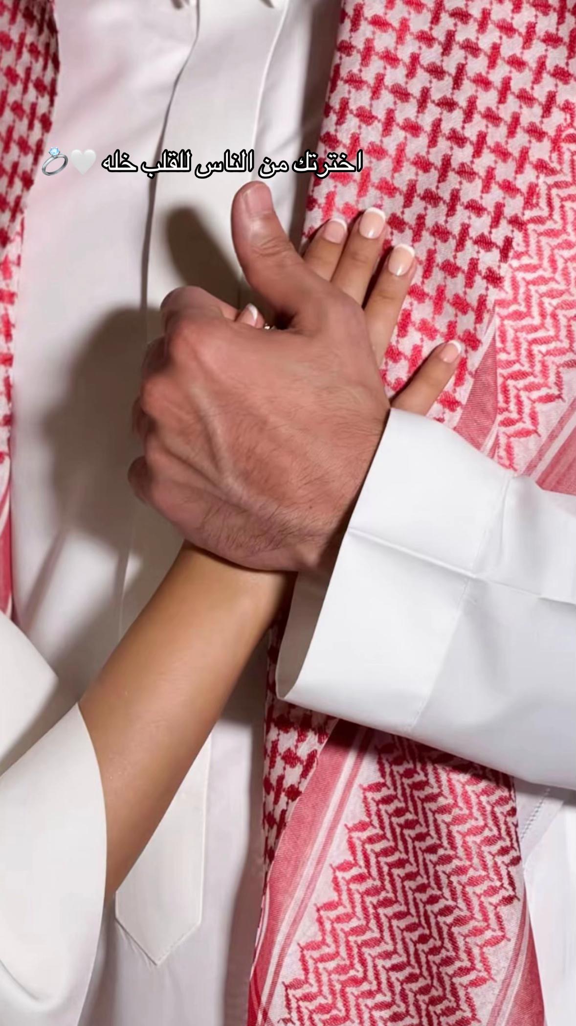 @فساتين  ورد 🌸.