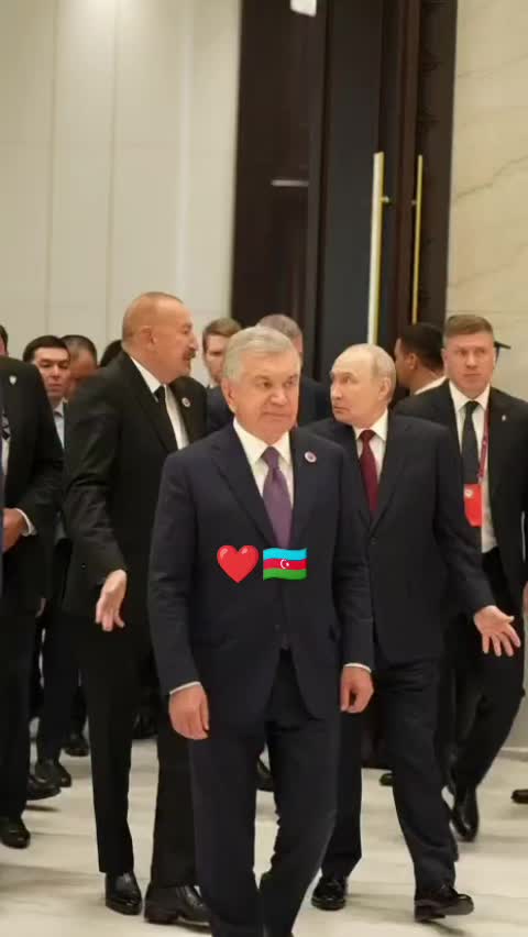 @G&ouml;r&uuml;nmezler_