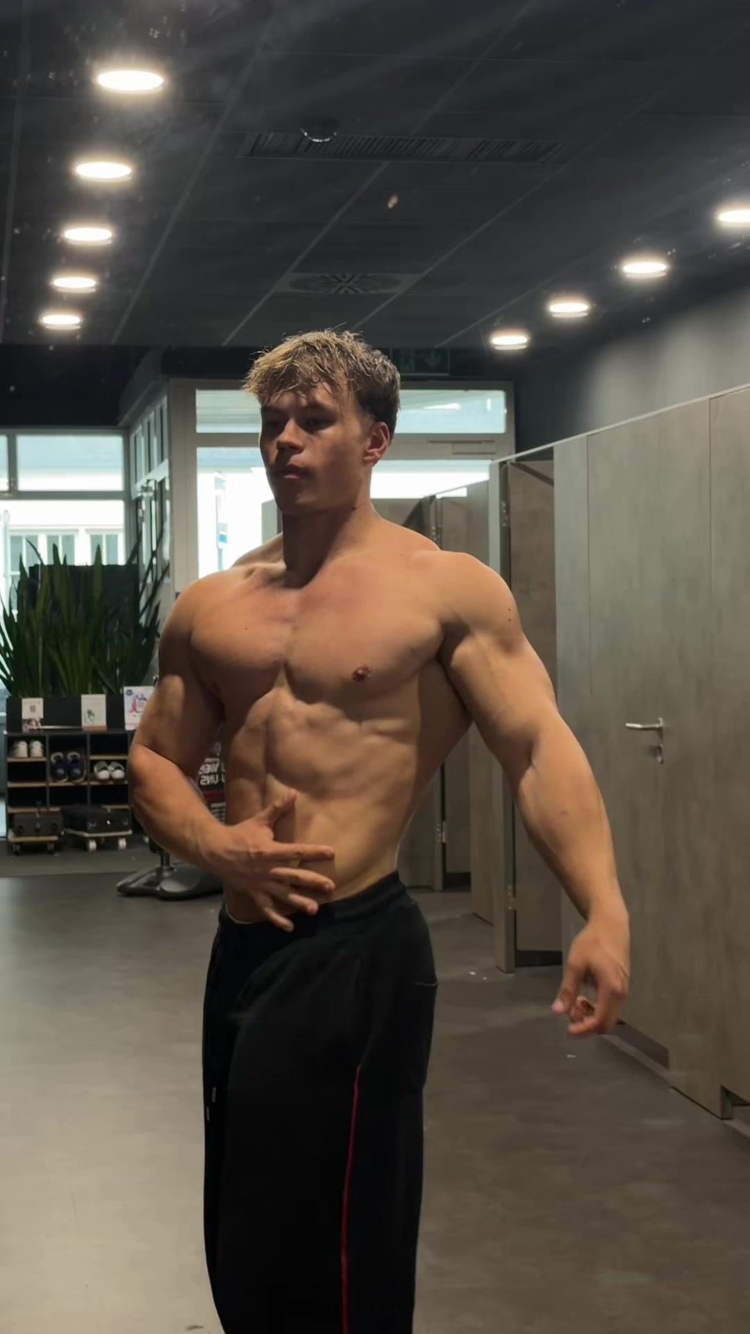 @Moritz.schnettler