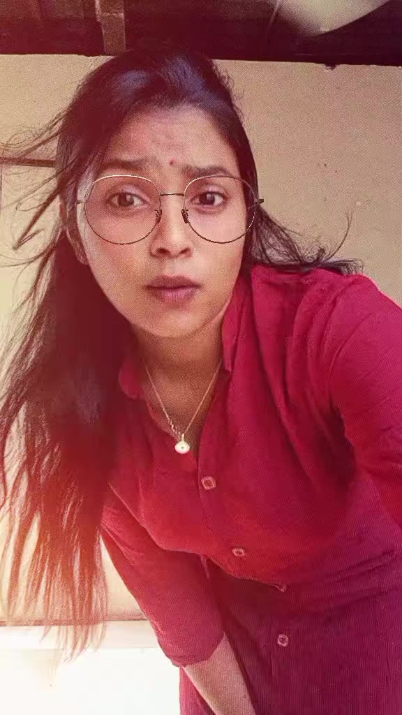 @🧿 PRIYA 🌸🌀