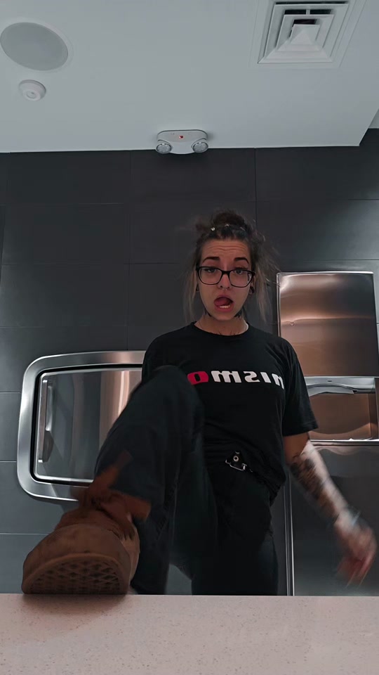@Smurfymerfy
