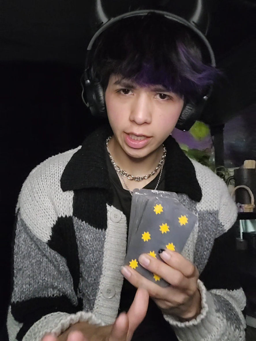 @✨️ max ✨️