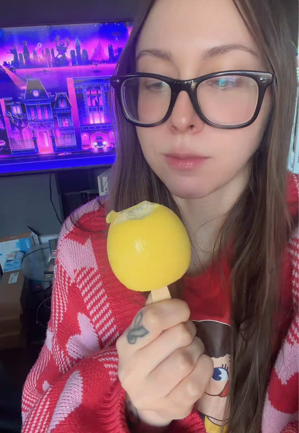 @Luna C. Kitsuen