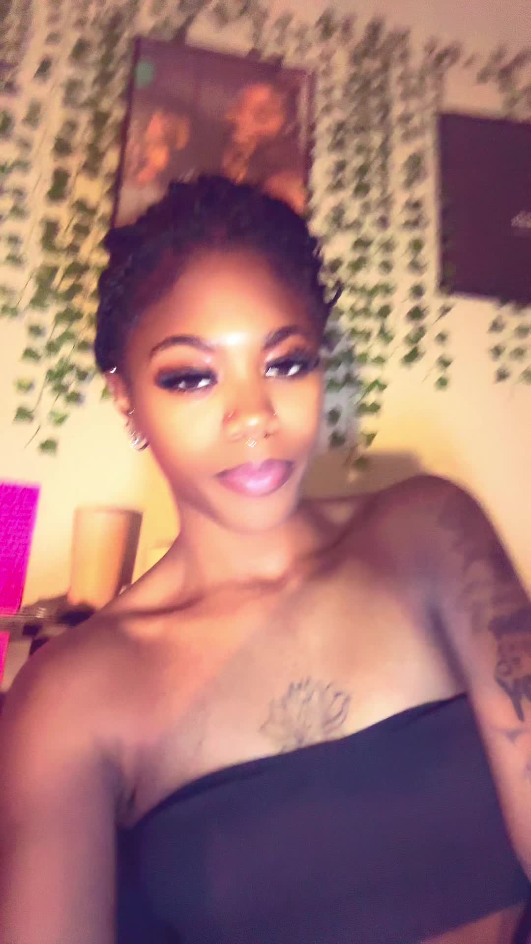 @deshayyy🧸🫧.
