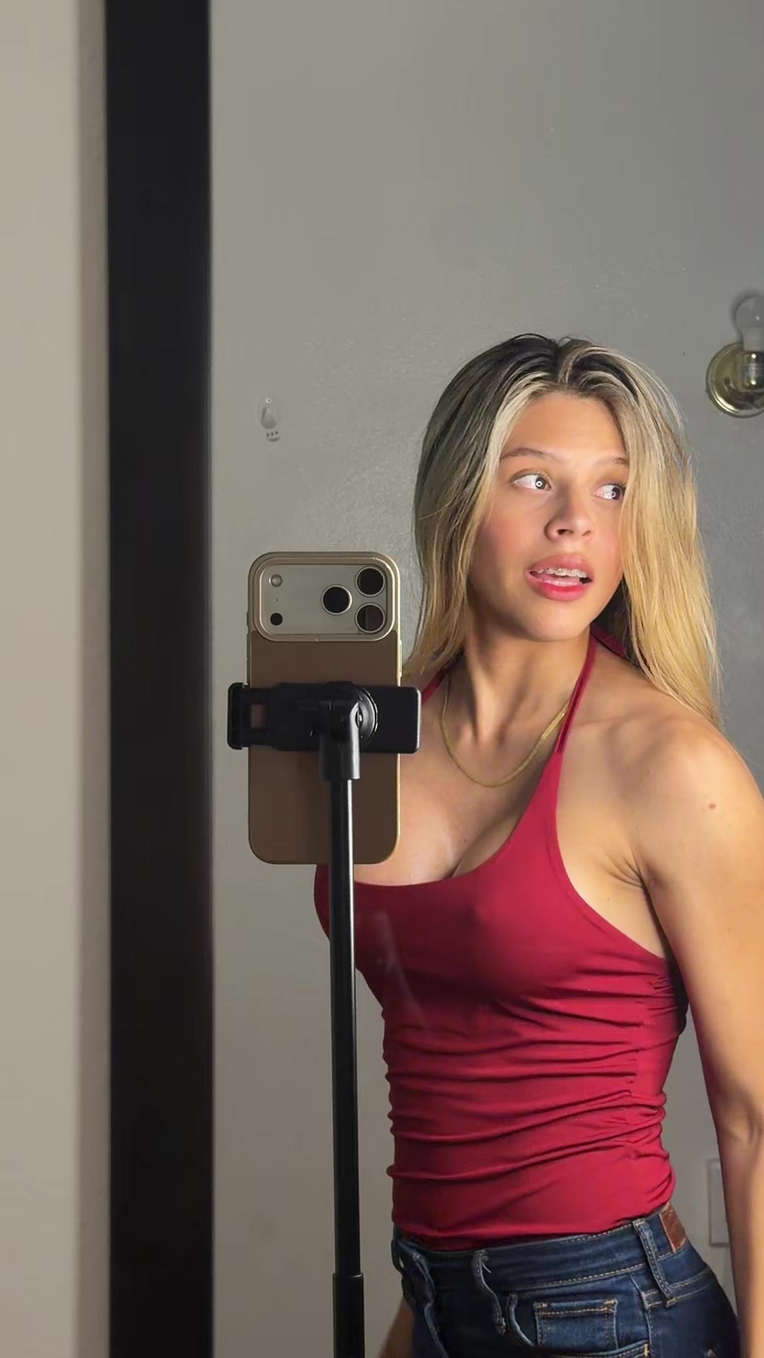 @Aslymiclos5