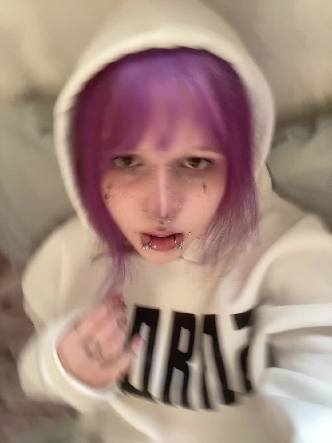 @s3Nyw3bS3x
