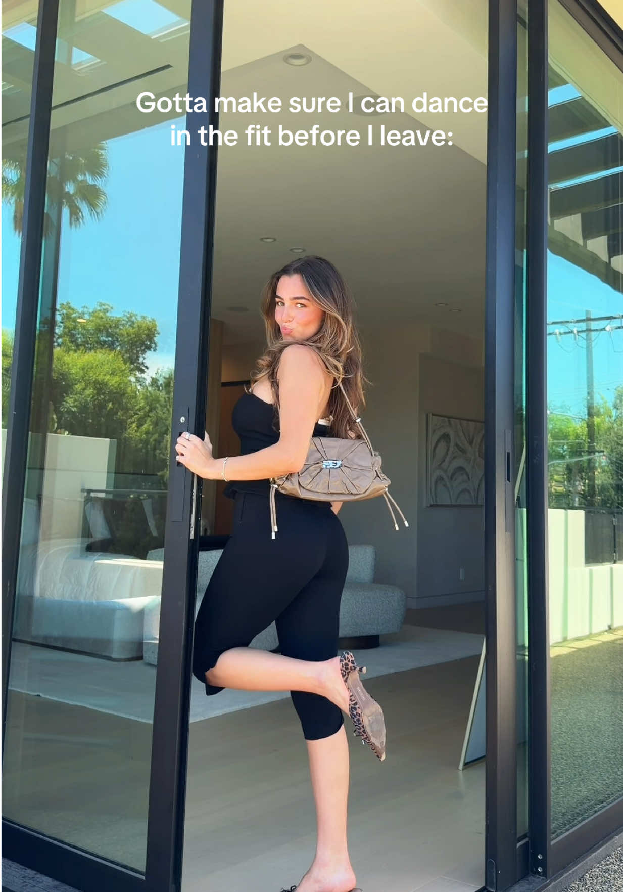 @Monika Mancini 🦋