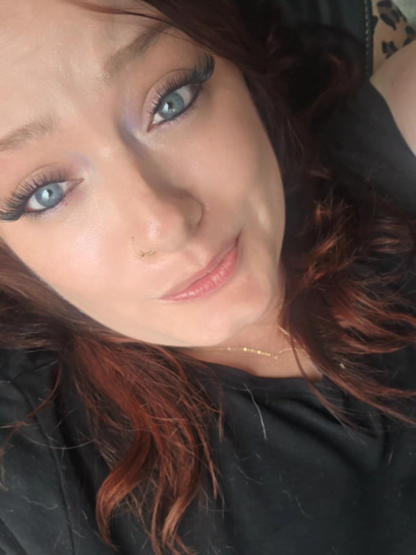 @HisQueen👑
