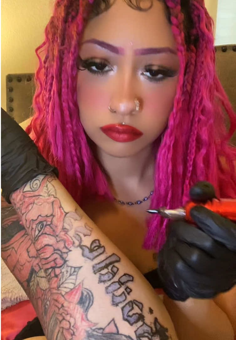 @Goddess Kaos🩸🩰