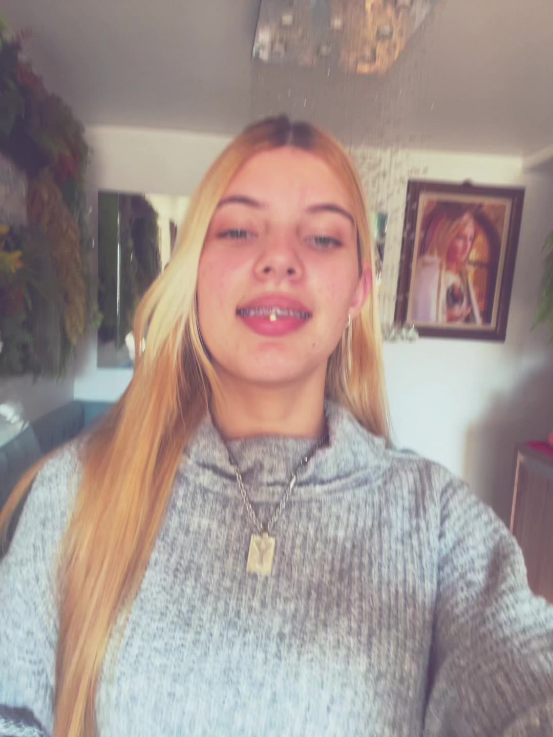 @𝓨🍒
