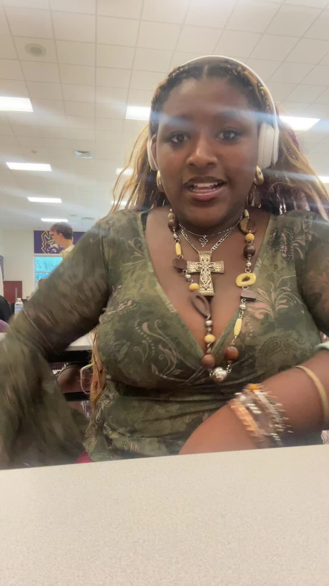 @ipukeglitter