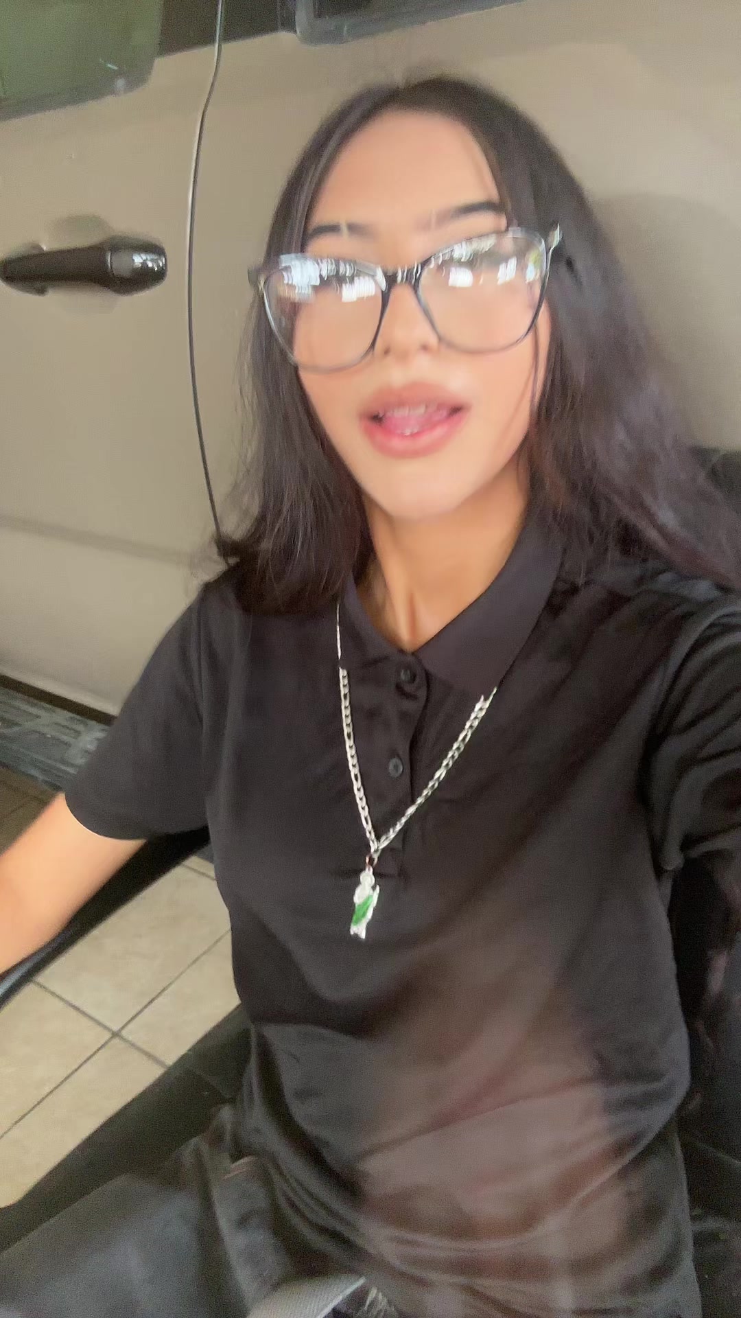 @la_leal_LD