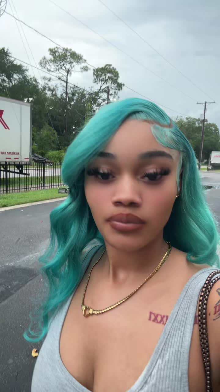 @🫧