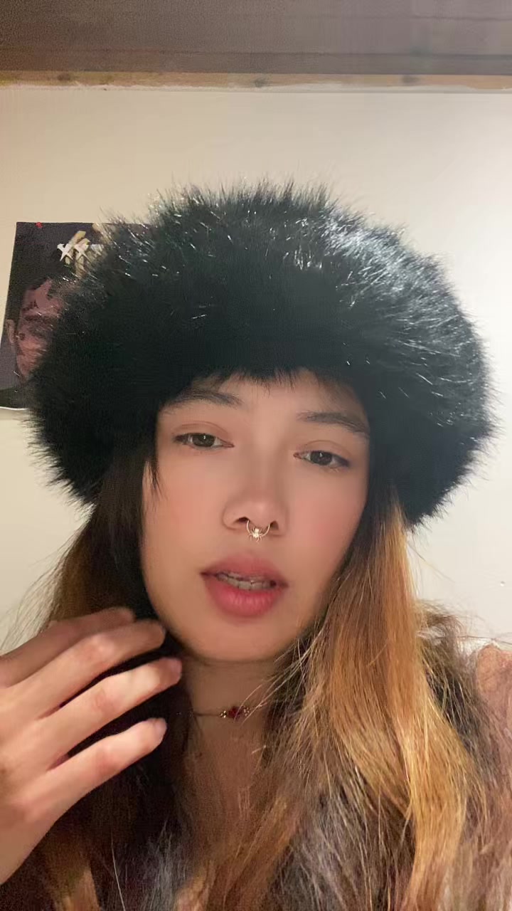 @_queefartqueen