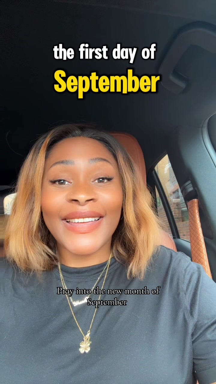 @1bellajoie