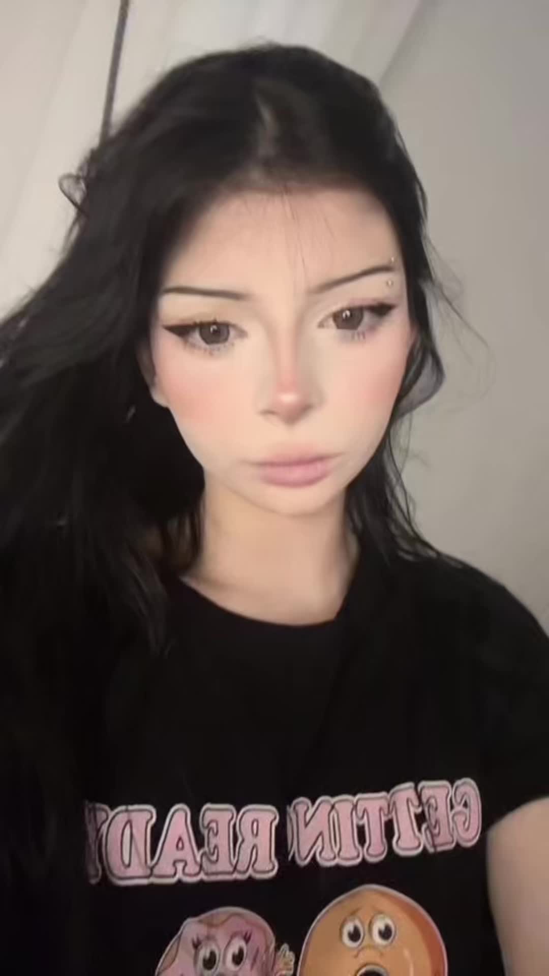 @melikenaz