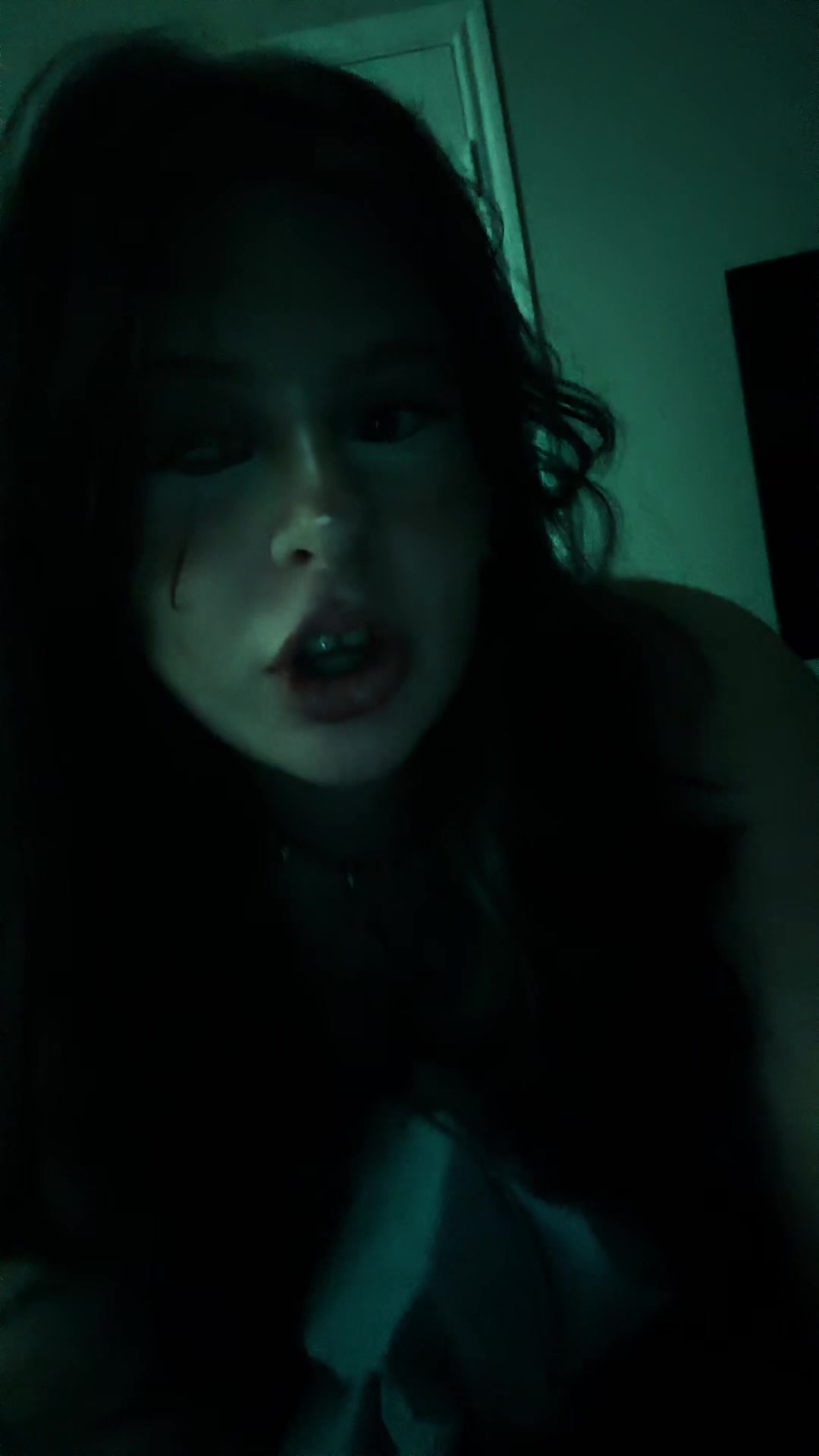 @Vivienne Bele&ntilde;a(Ronnie&rsquo;s vers)