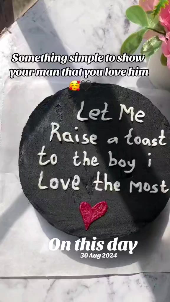 @HloniCharmaine