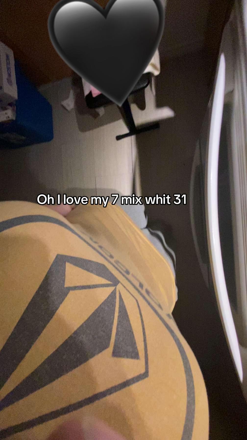 @Lay