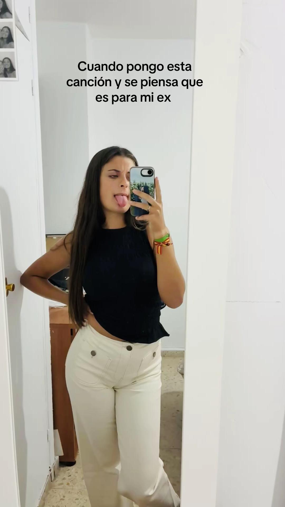 @ℳ𝒶𝓇𝓉𝒶 🤍
