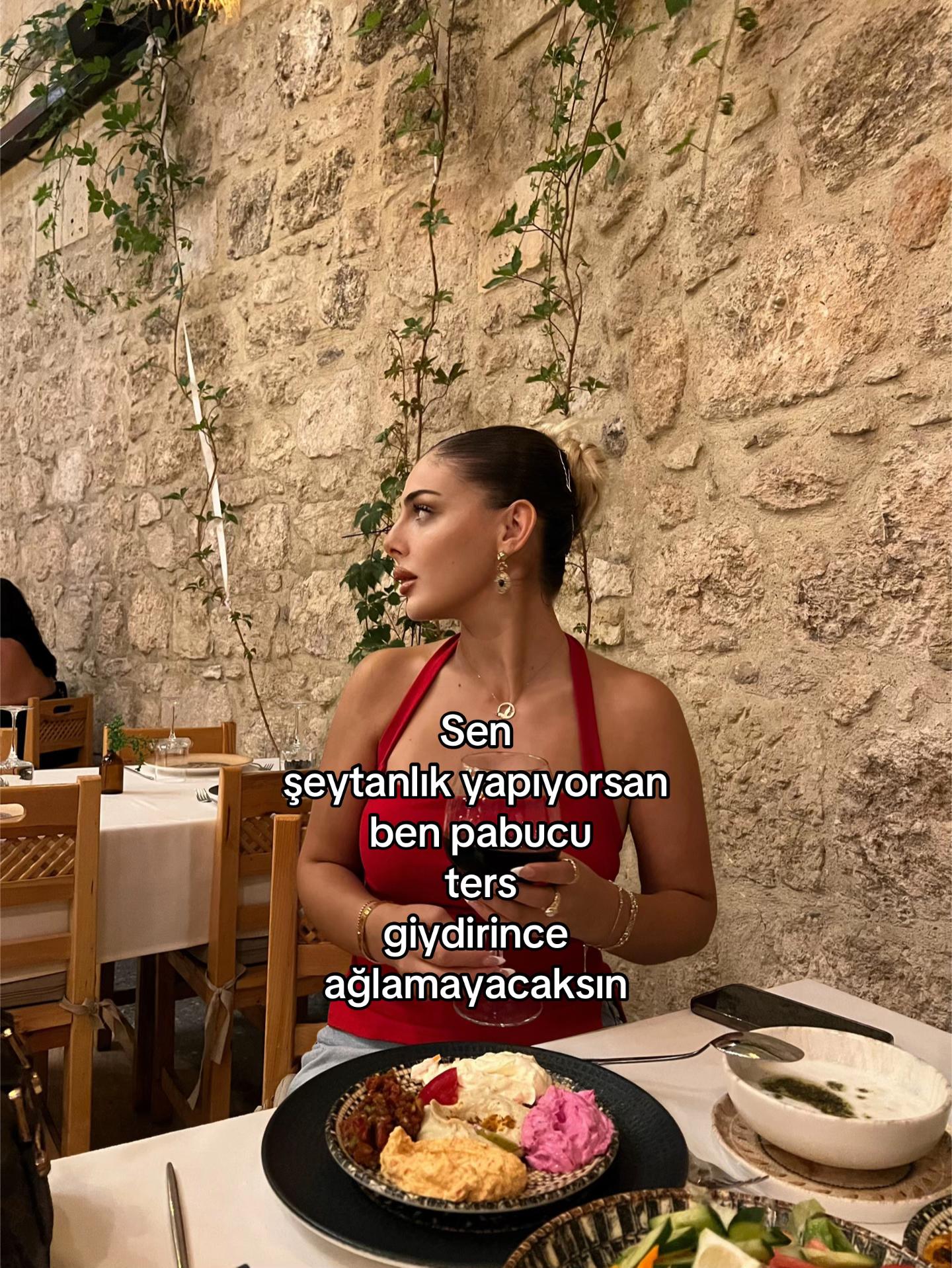 @E✨