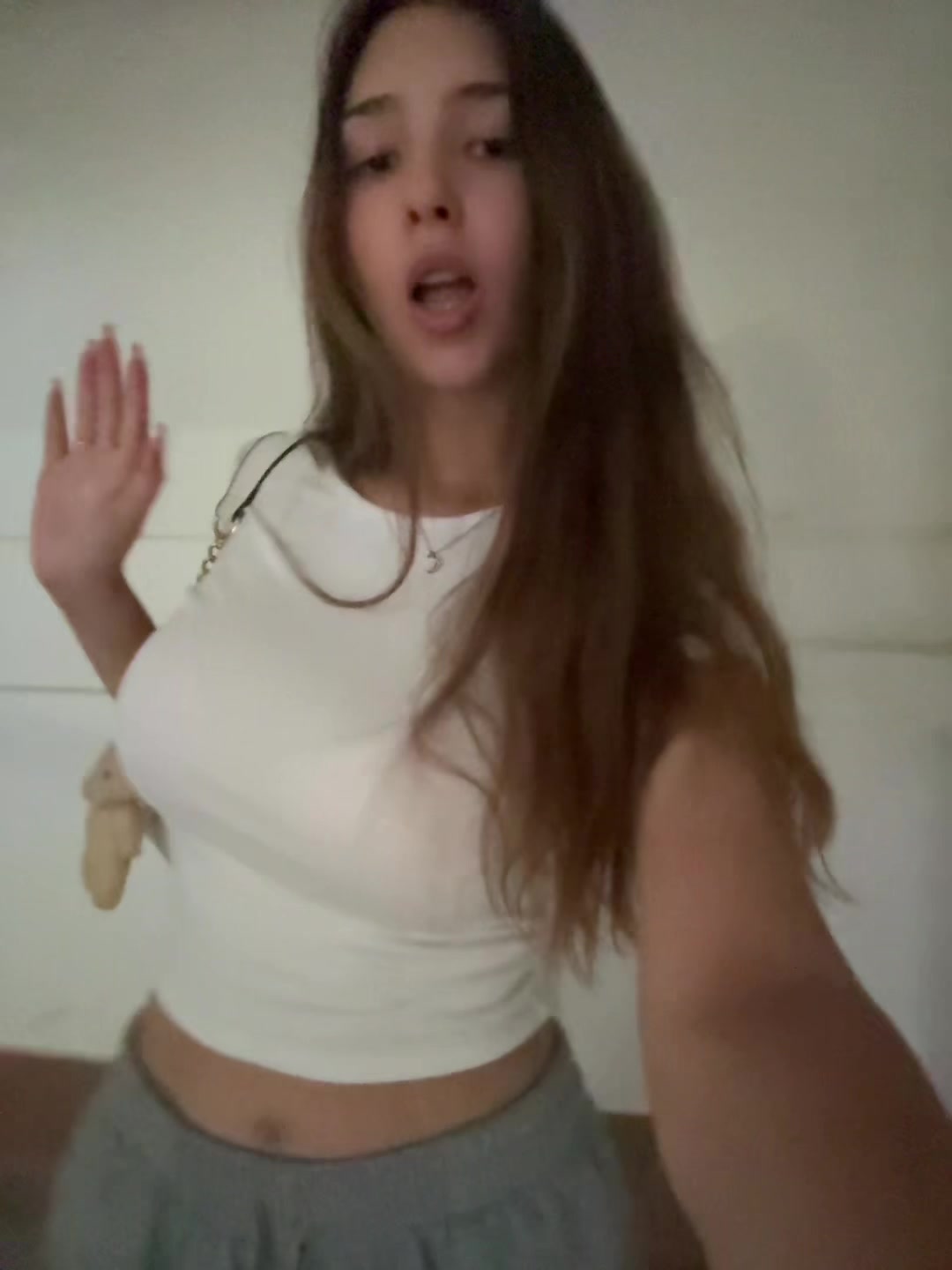@user77070352332
