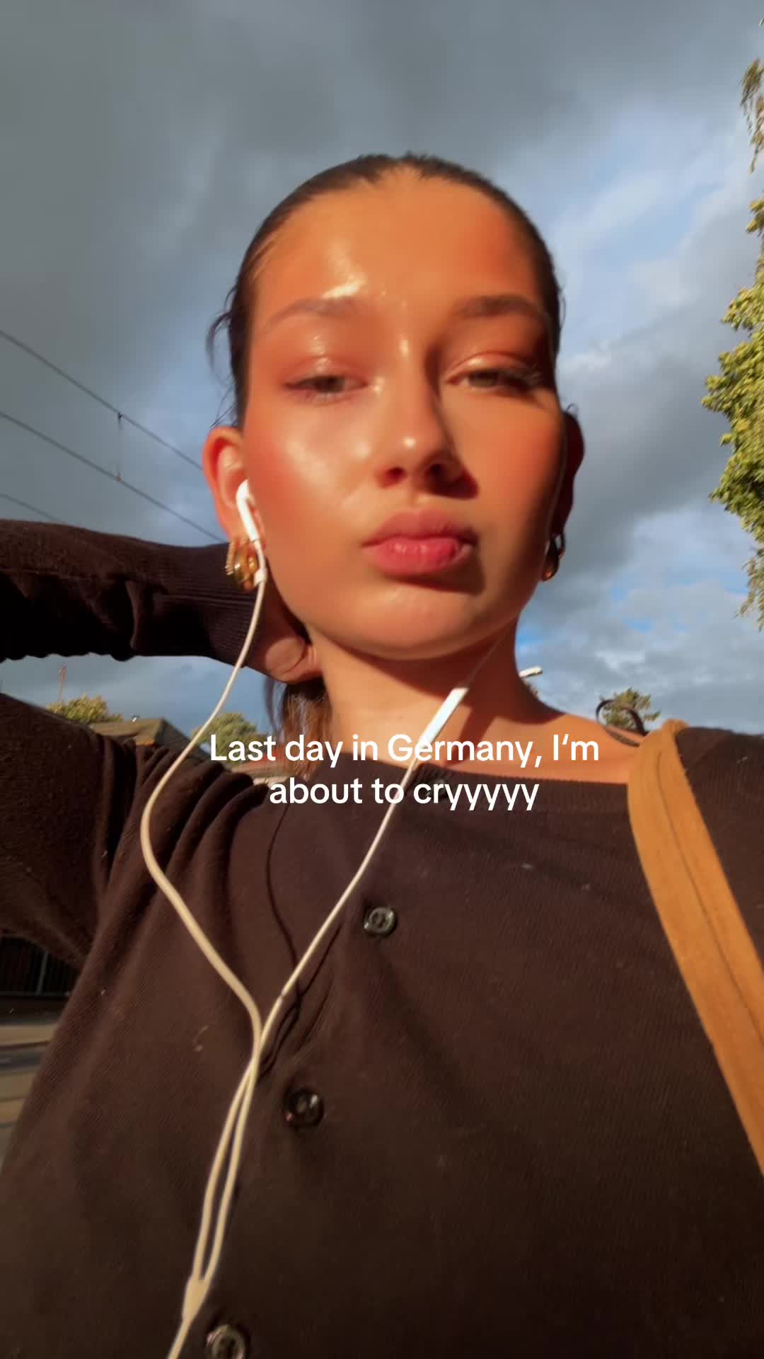 @theycallmehel