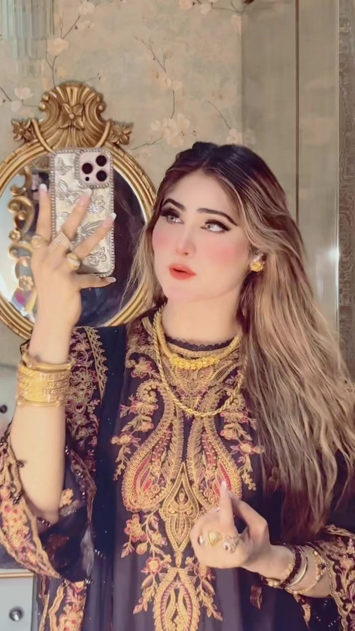@Reema Khan