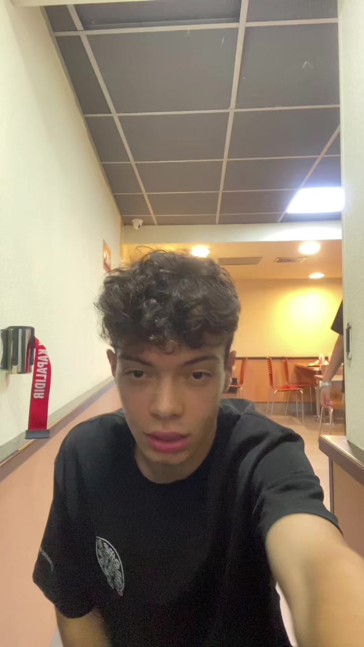 @𝒆𝒇𝒆