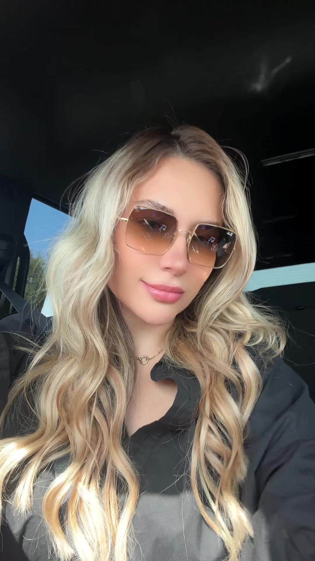 @kkrisgrzz