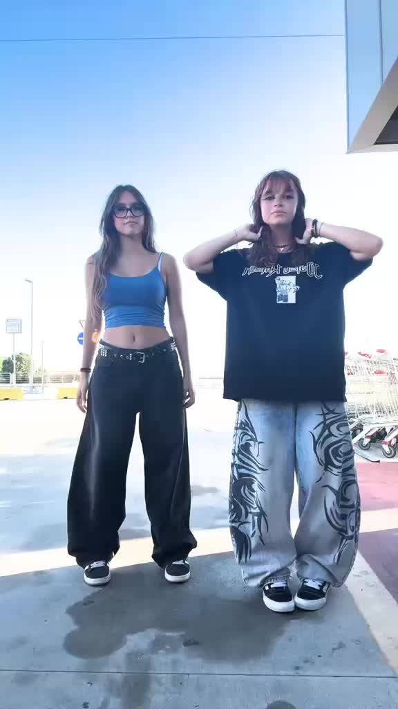 @𝔄𝔩𝔢𝔰𝔰𝔦𝔞