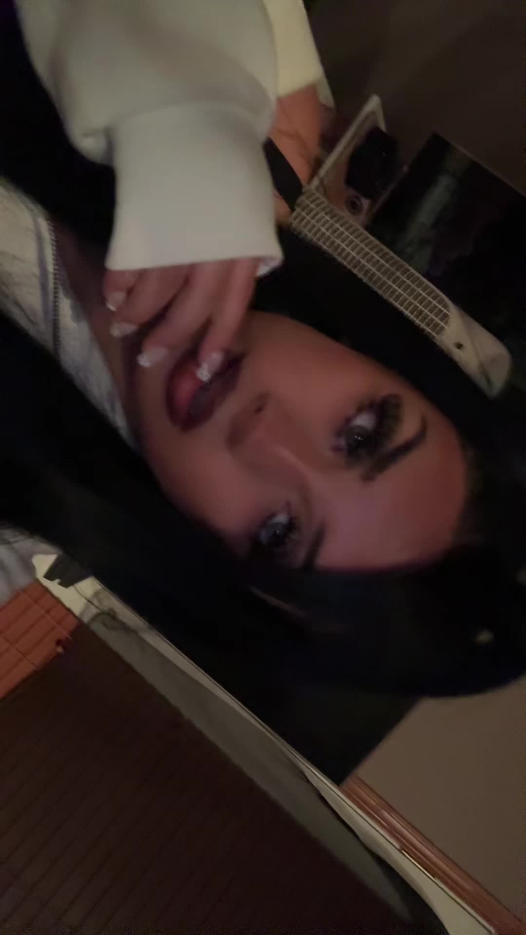 @heluvseva. ꨄ