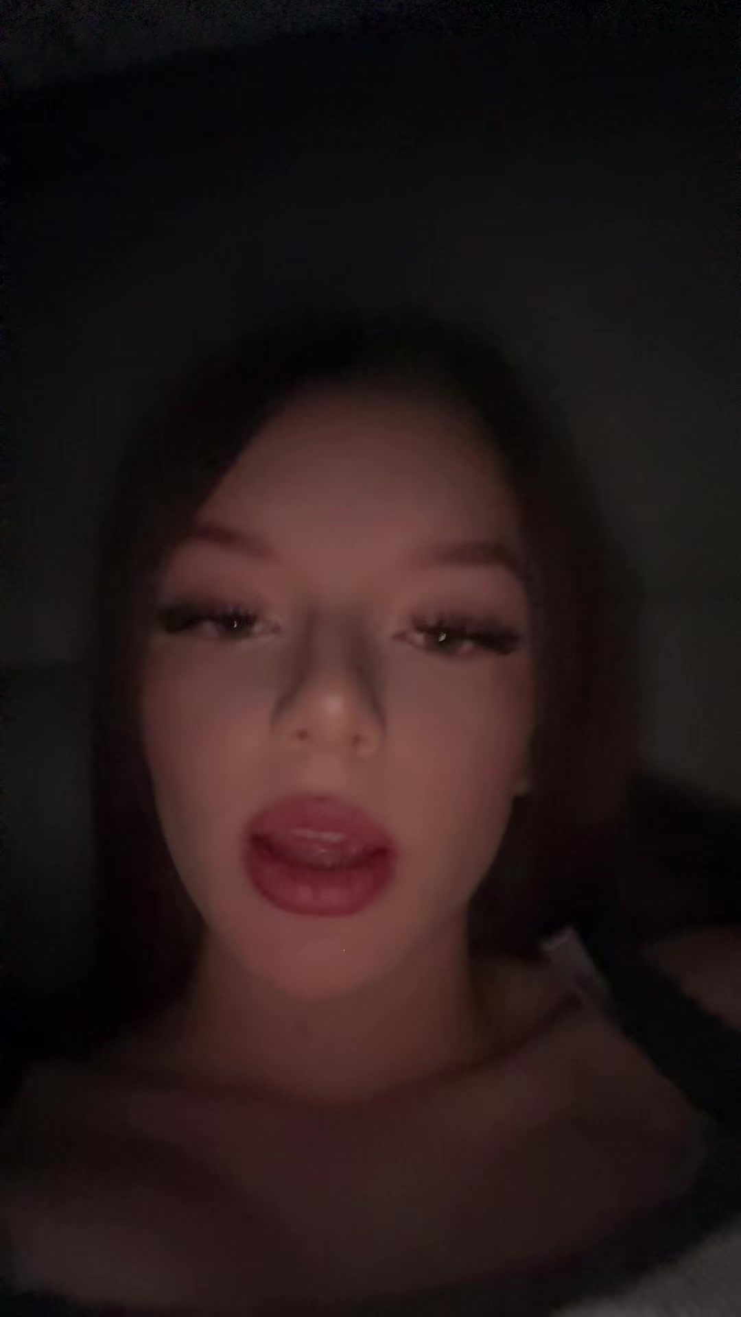 @nela