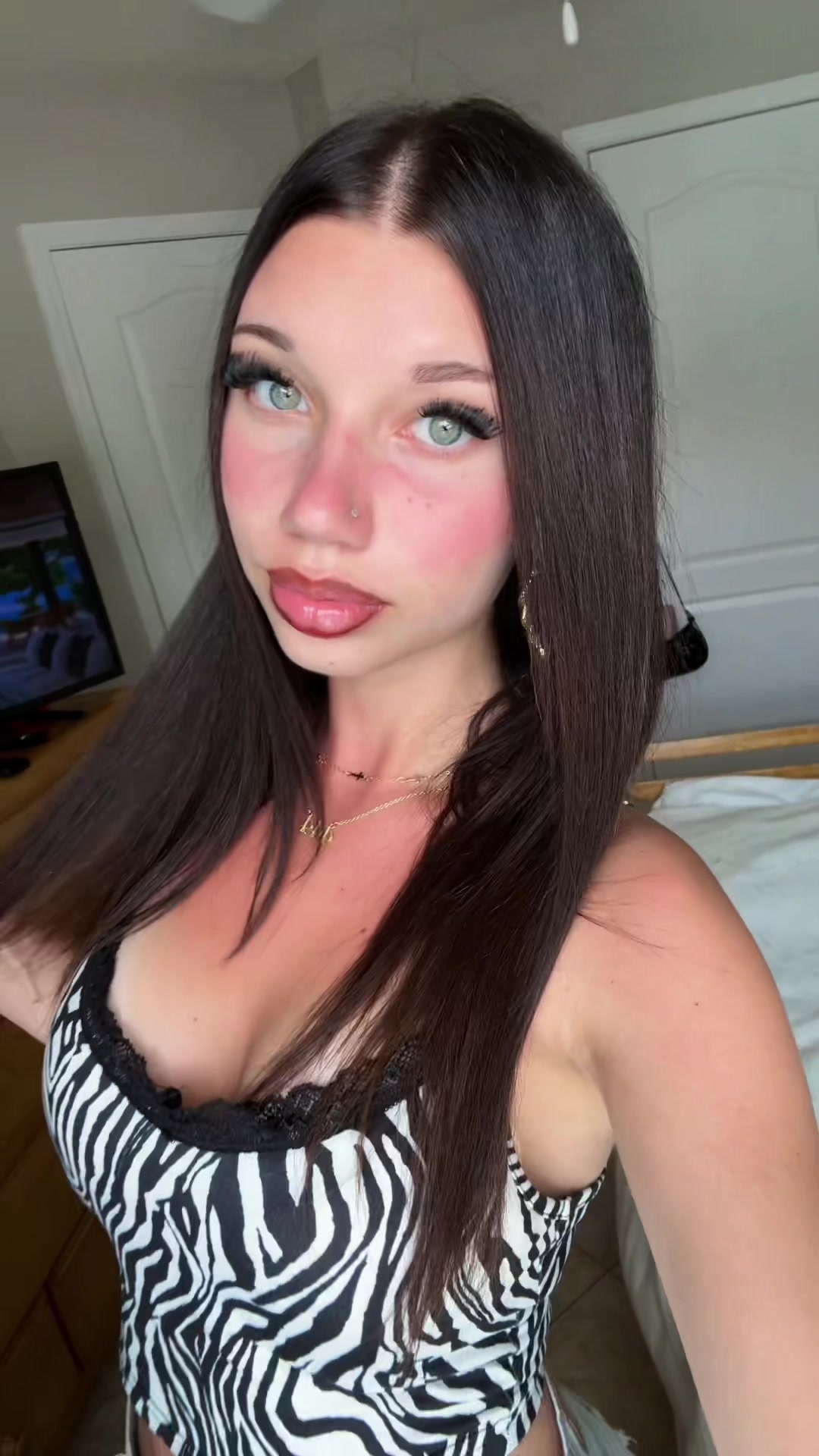 @𝓼𝓸𝓹𝓱ꨄ︎