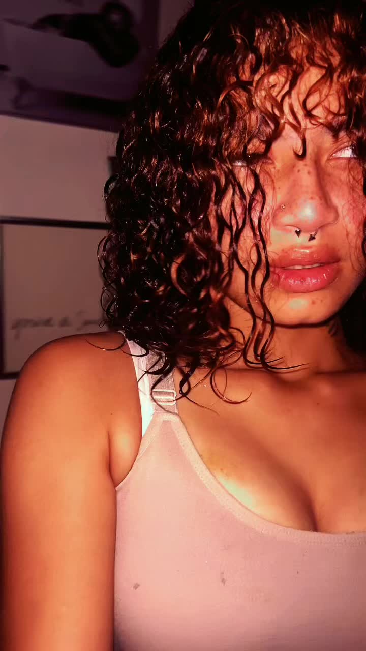 @🕸️🕷️Bella🕷️🕸️