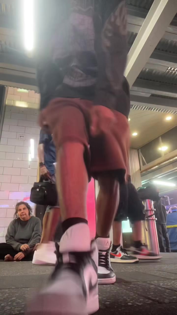 @𝖅𝕰𝕹 