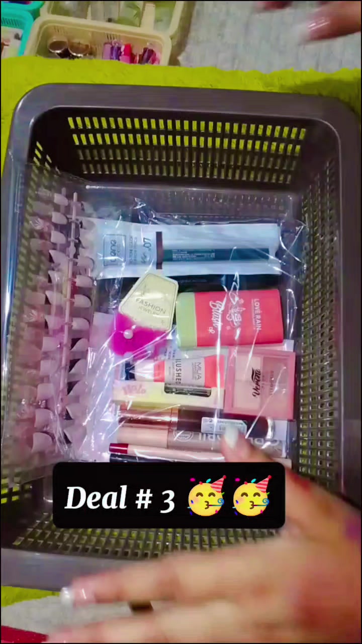 @Ayesha's Beauty Empire