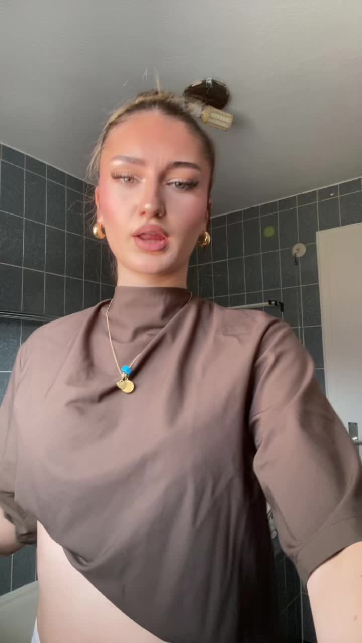 @elsamorina03
