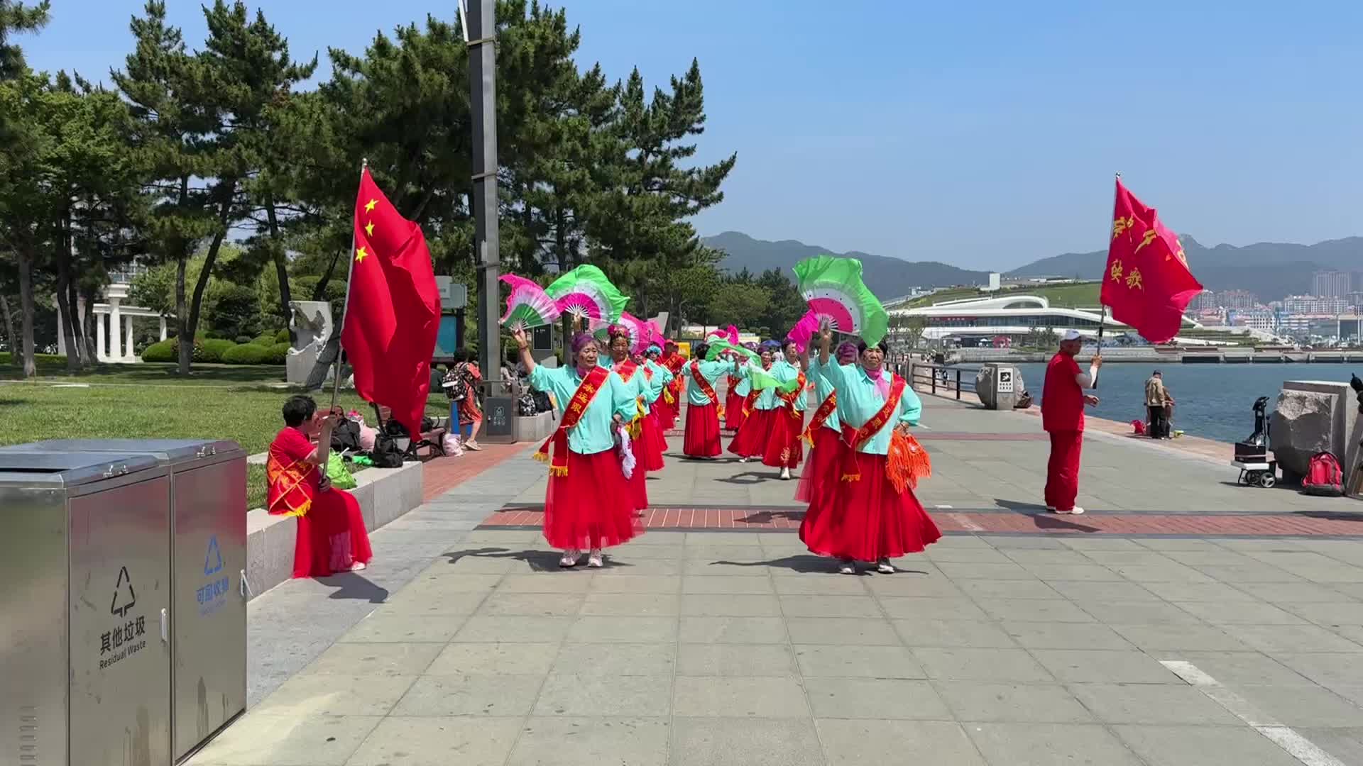 @美国华讯