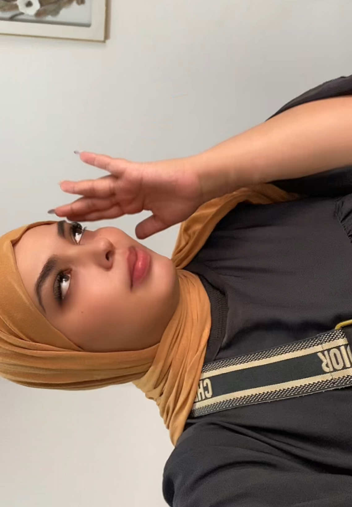 @👑🦋Chahra🦋👑