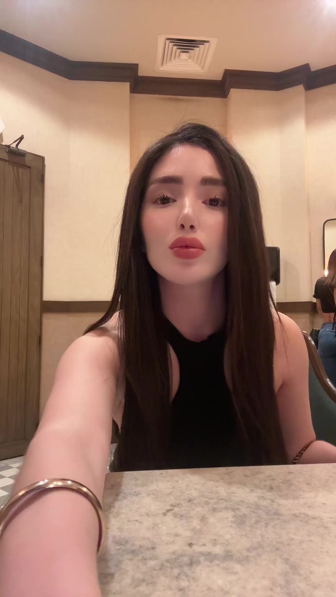 @vania