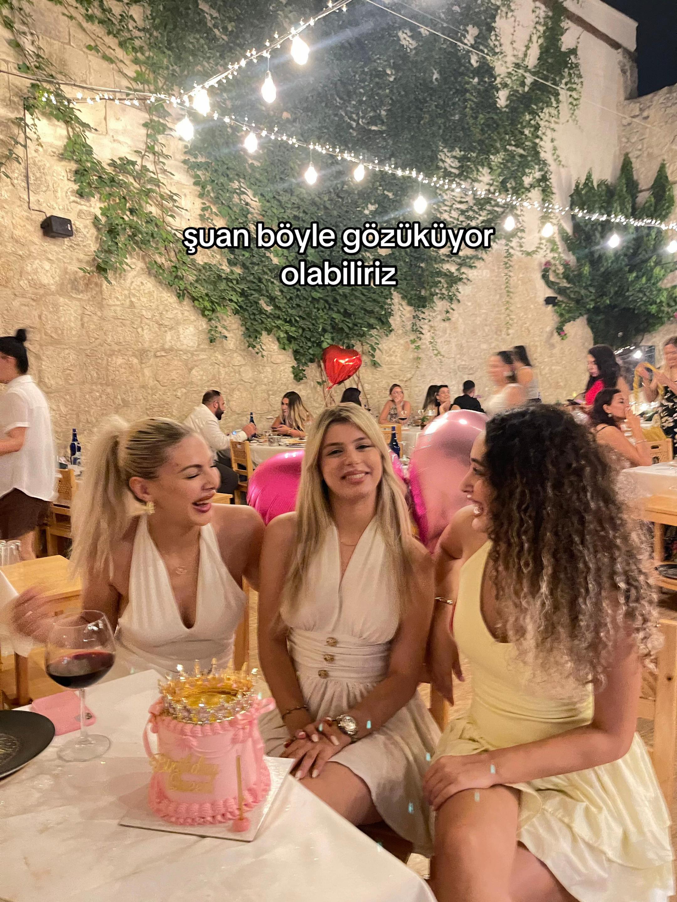@E✨