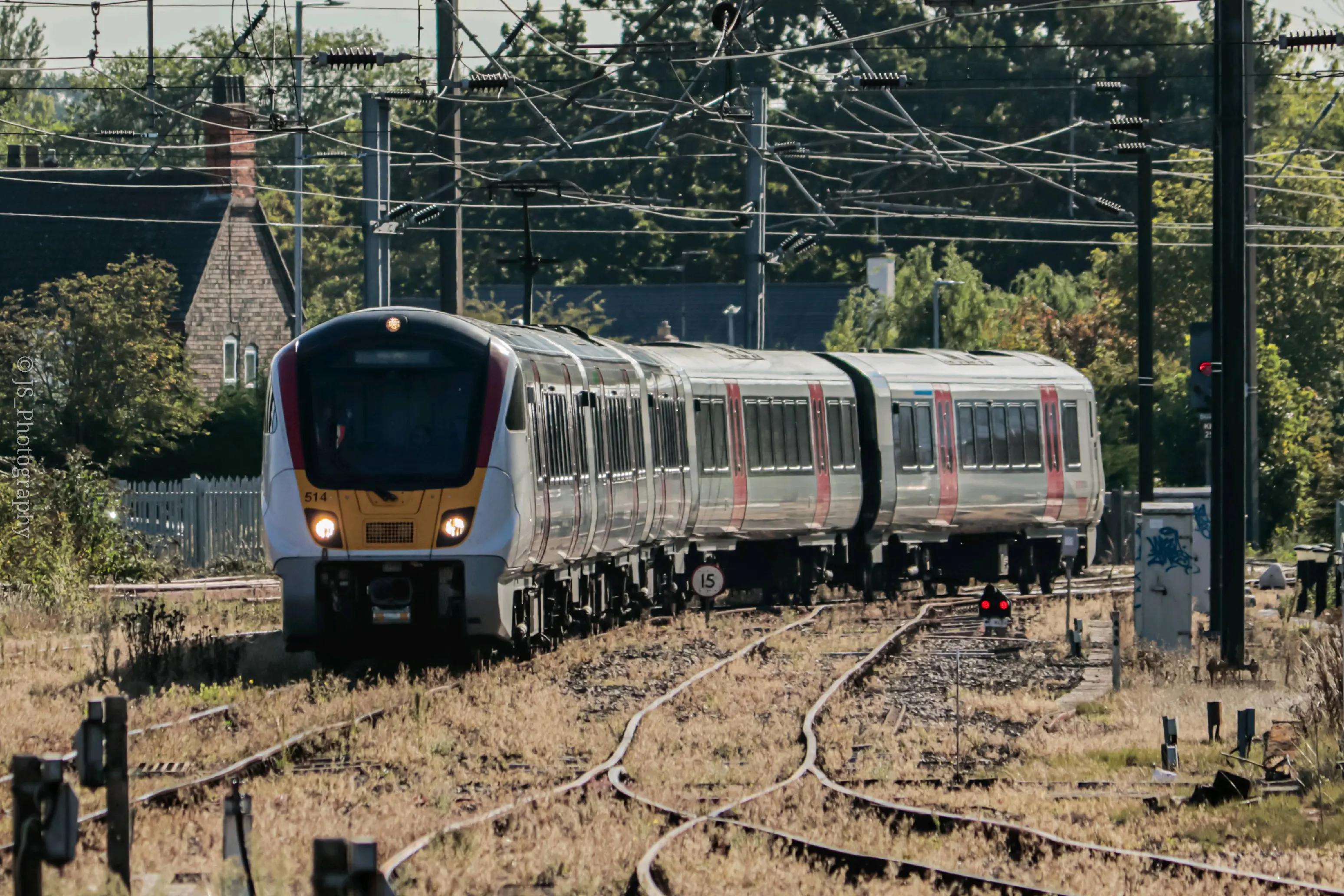@LynnRailUK