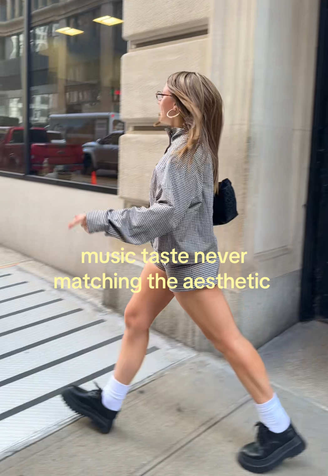 @Miss Mia