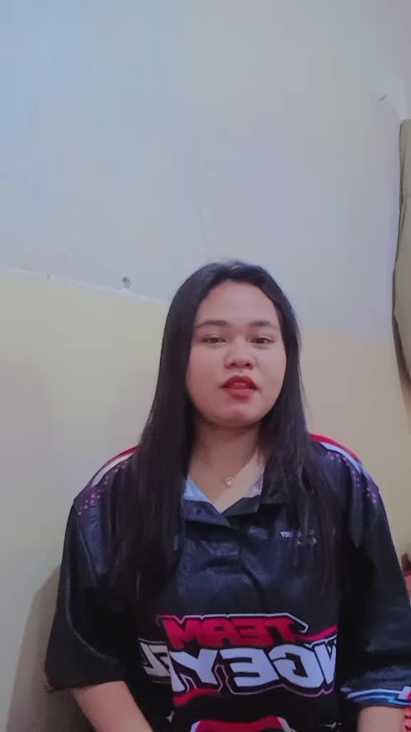 @KaYlA NaDiFa 19