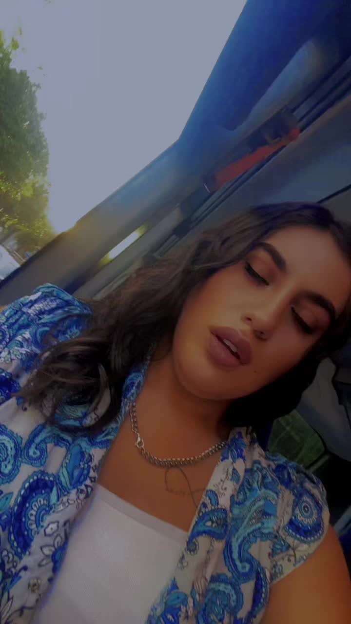 @𝔜𝔞𝔦𝔷𝔞💋