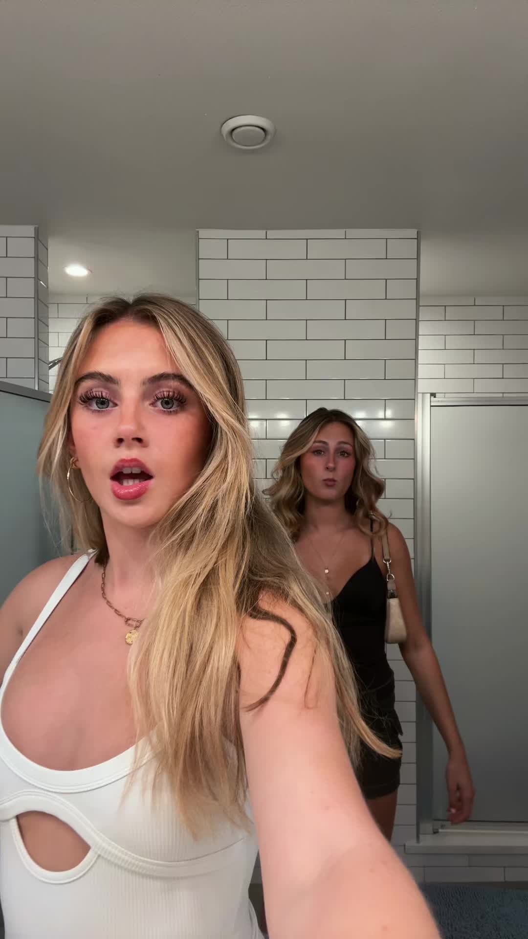 @lauren🥂